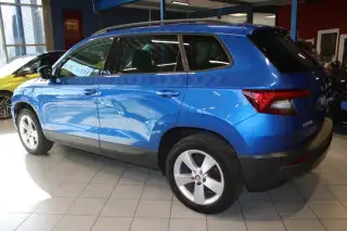 Vehicle image thumbnail, number 4