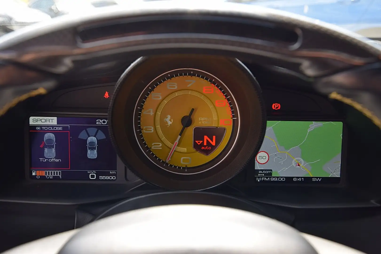 Vehicle image, number 9