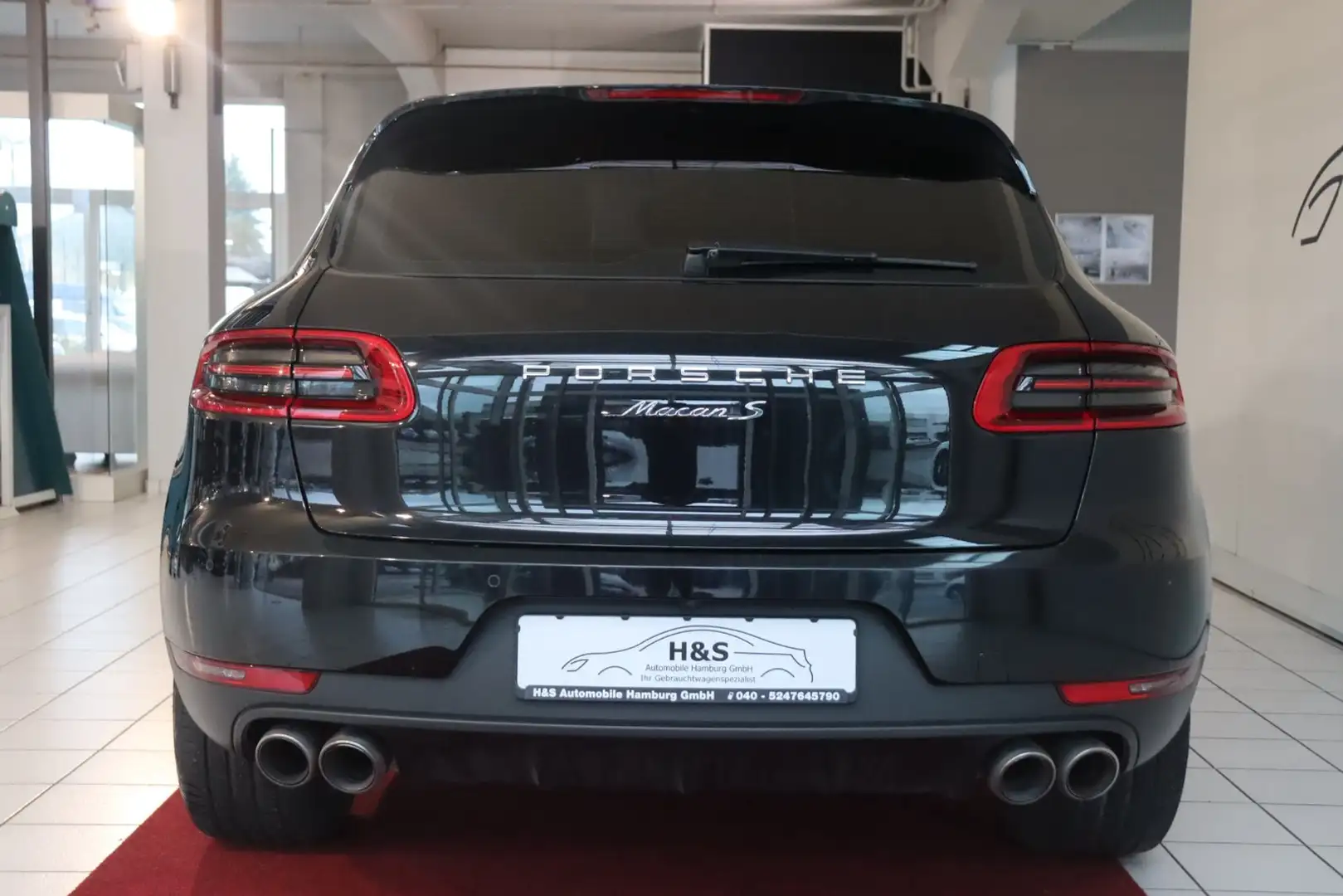 Vehicle image, number 4
