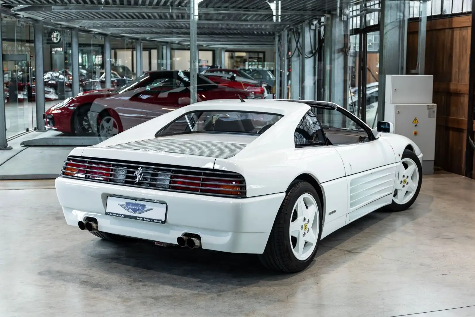 Vehicle image, number 3