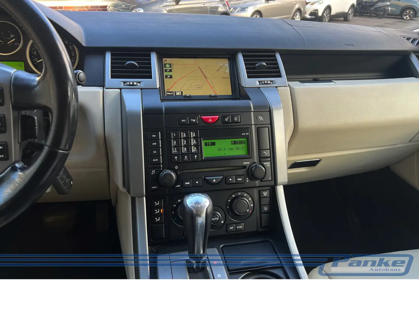 Vehicle image, number 9