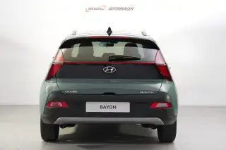 Vehicle image thumbnail, number 9