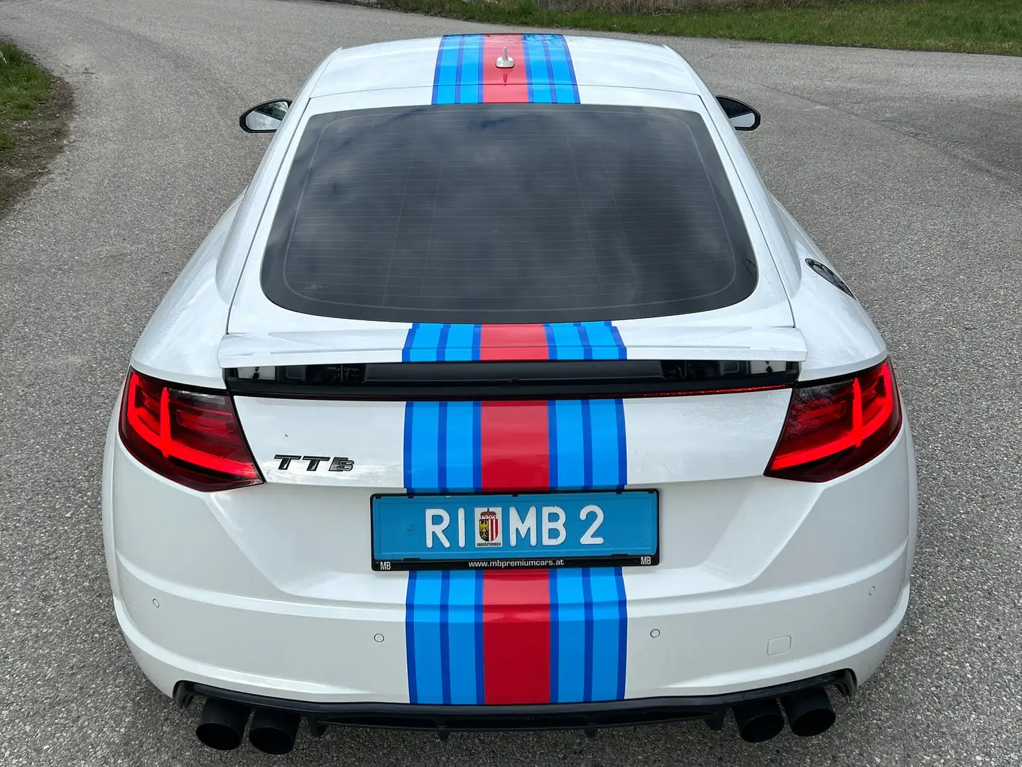 Vehicle image, number 7
