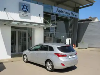 Vehicle image thumbnail, number 8