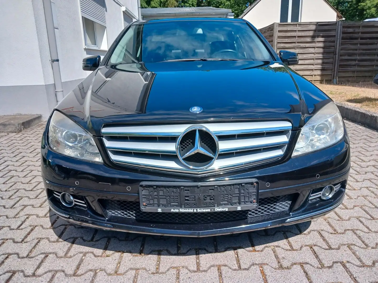 Vehicle image, number 14