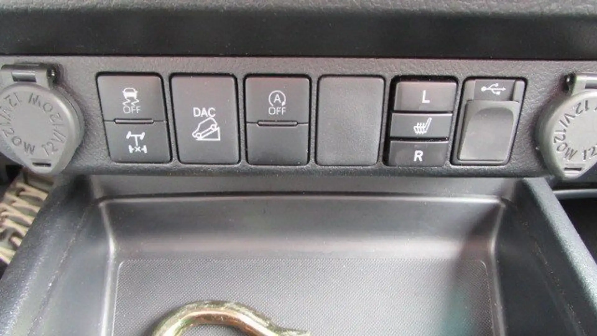 Vehicle image, number 18