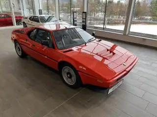 Vehicle image thumbnail, number 4