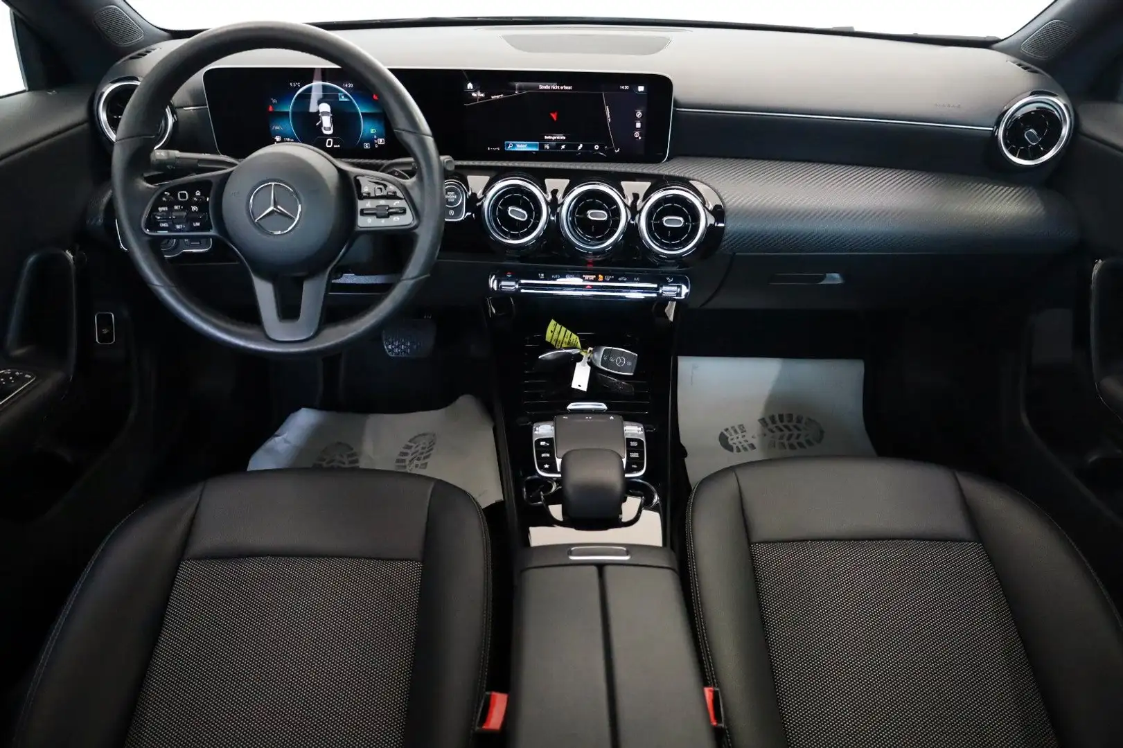 Vehicle image, number 3