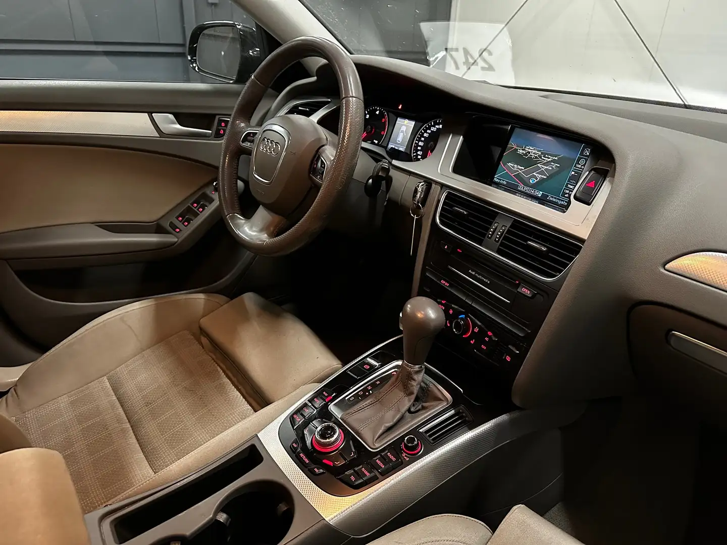 Vehicle image, number 7