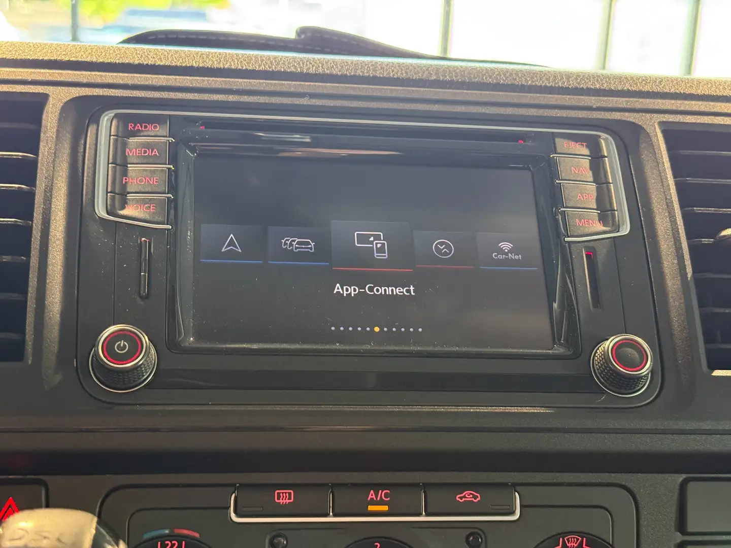 Vehicle image, number 16