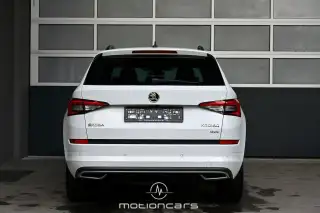 Vehicle image thumbnail, number 4