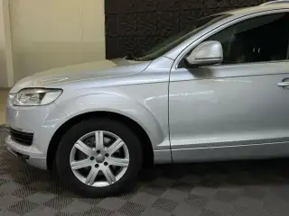 Vehicle image thumbnail, number 9