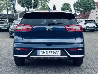Vehicle image thumbnail, number 6