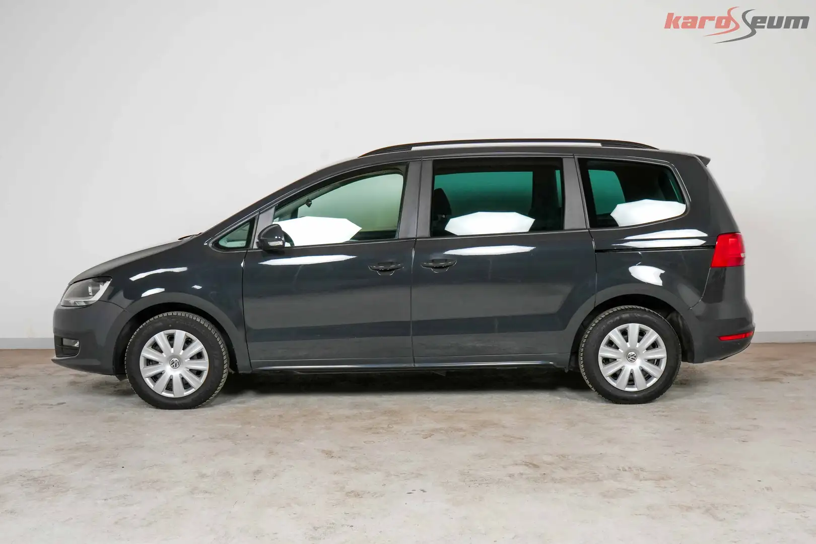 Vehicle image, number 8