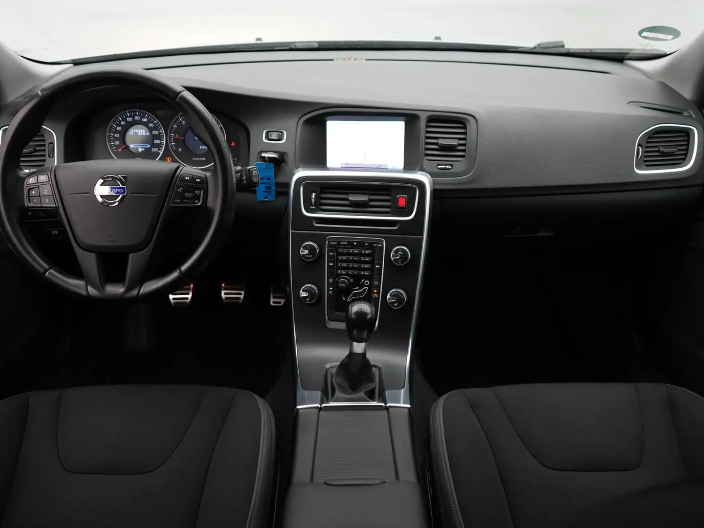Vehicle image, number 9