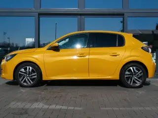 Vehicle image thumbnail, number 8