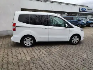 Vehicle image thumbnail, number 6