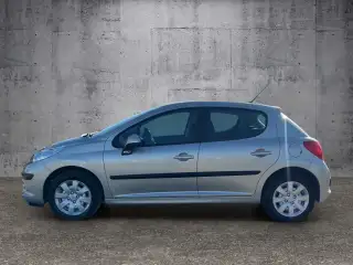 Vehicle image thumbnail, number 8