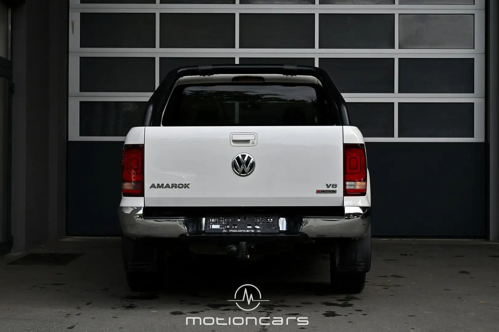 Vehicle image, number 4