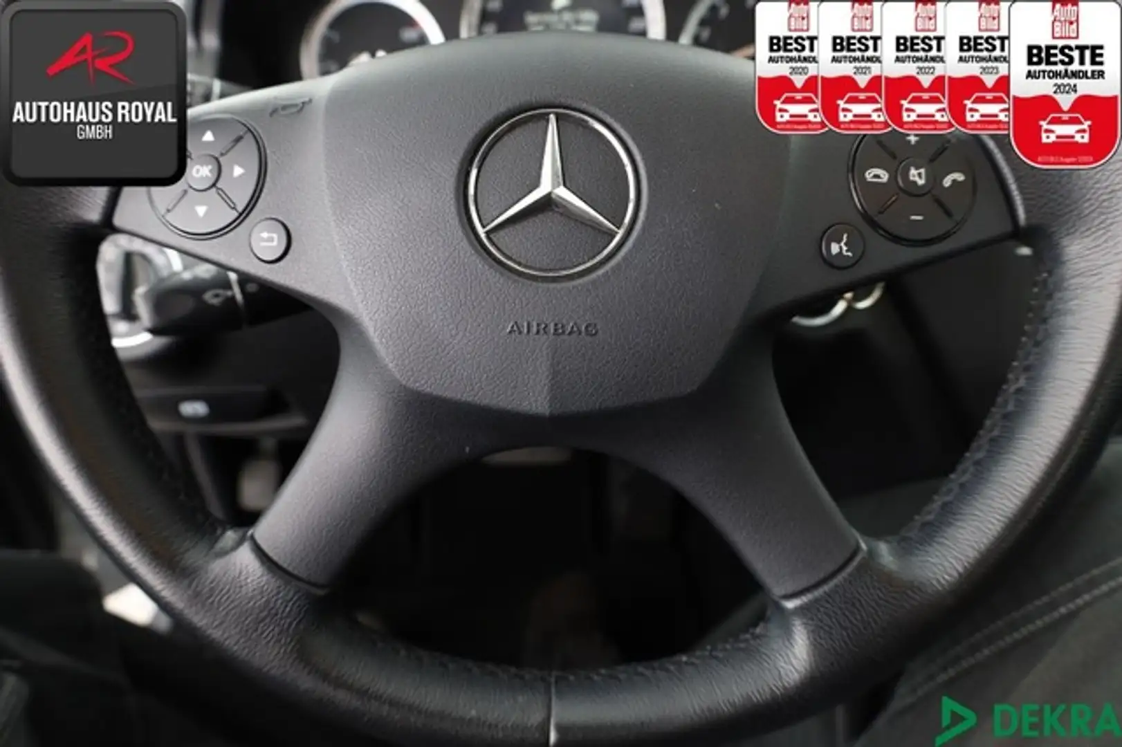 Vehicle image, number 14