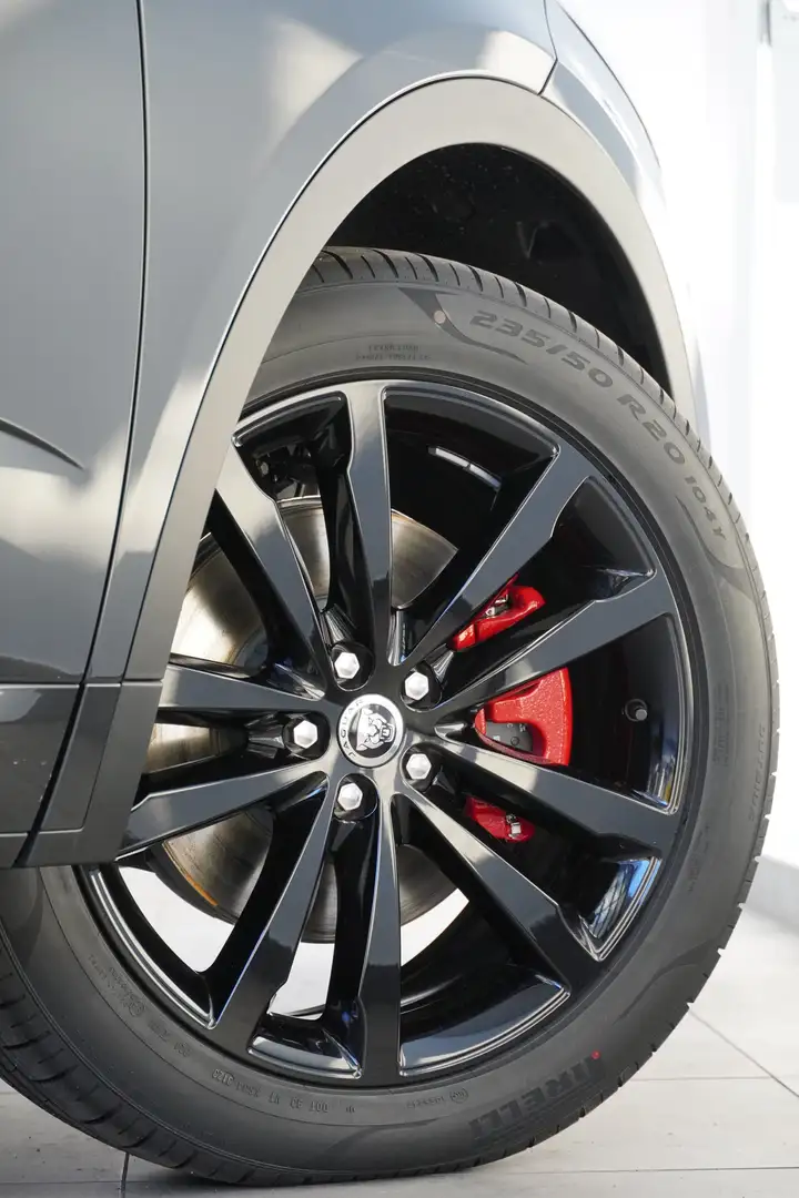 Vehicle image, number 9