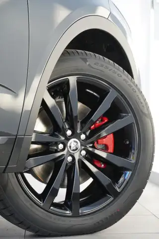 Vehicle image thumbnail, number 9