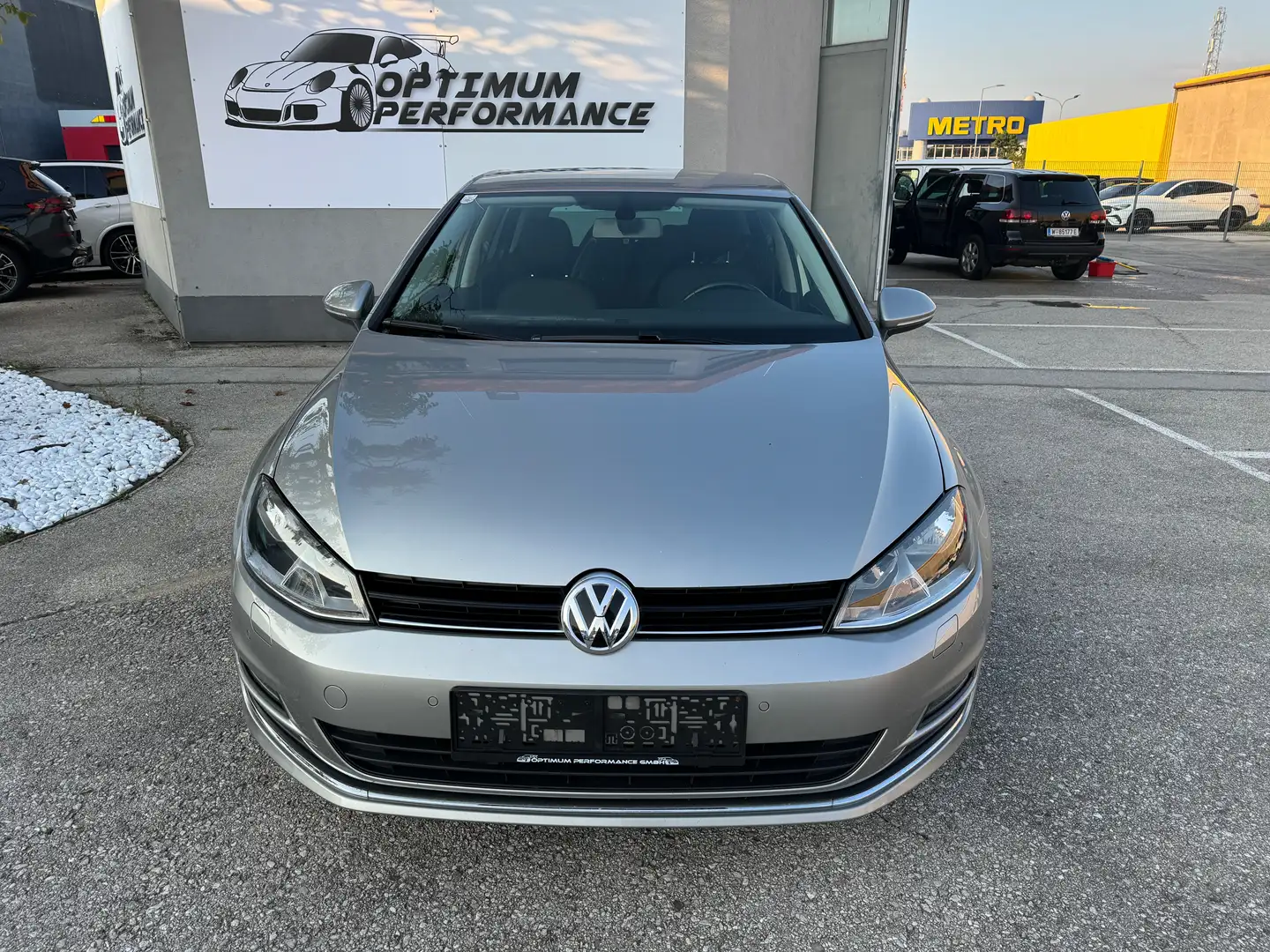 Vehicle image, number 3