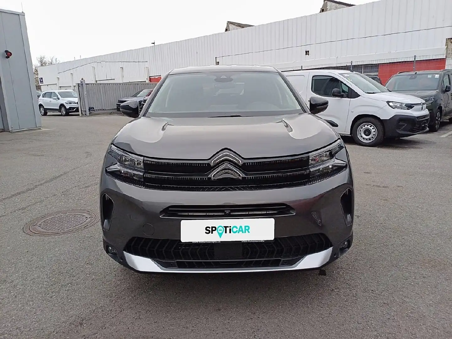 Vehicle image, number 2
