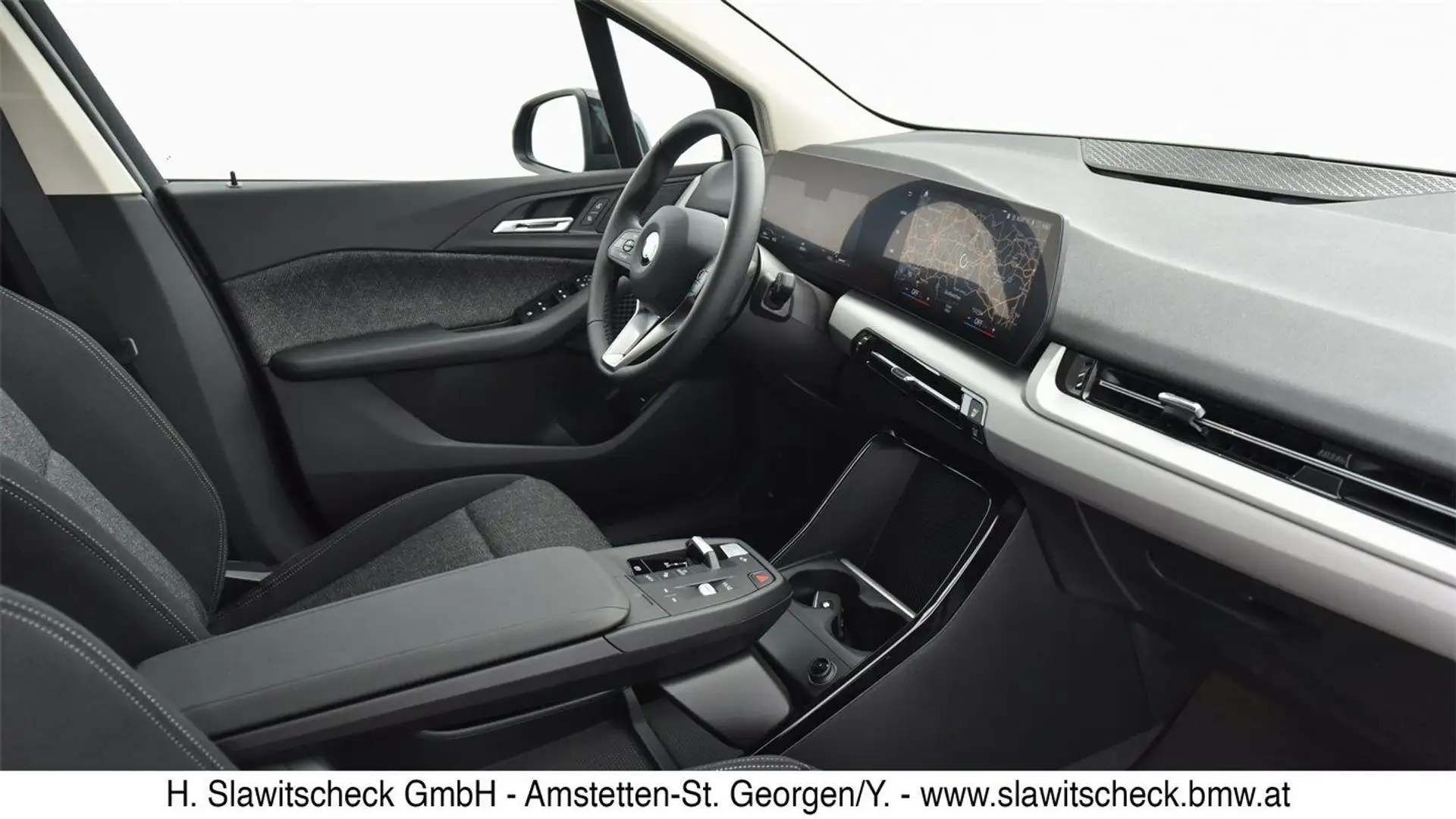 Vehicle image, number 9