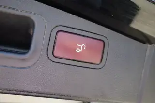 Vehicle image thumbnail, number 18