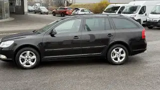 Vehicle image thumbnail, number 2
