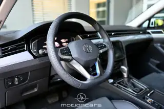 Vehicle image thumbnail, number 12