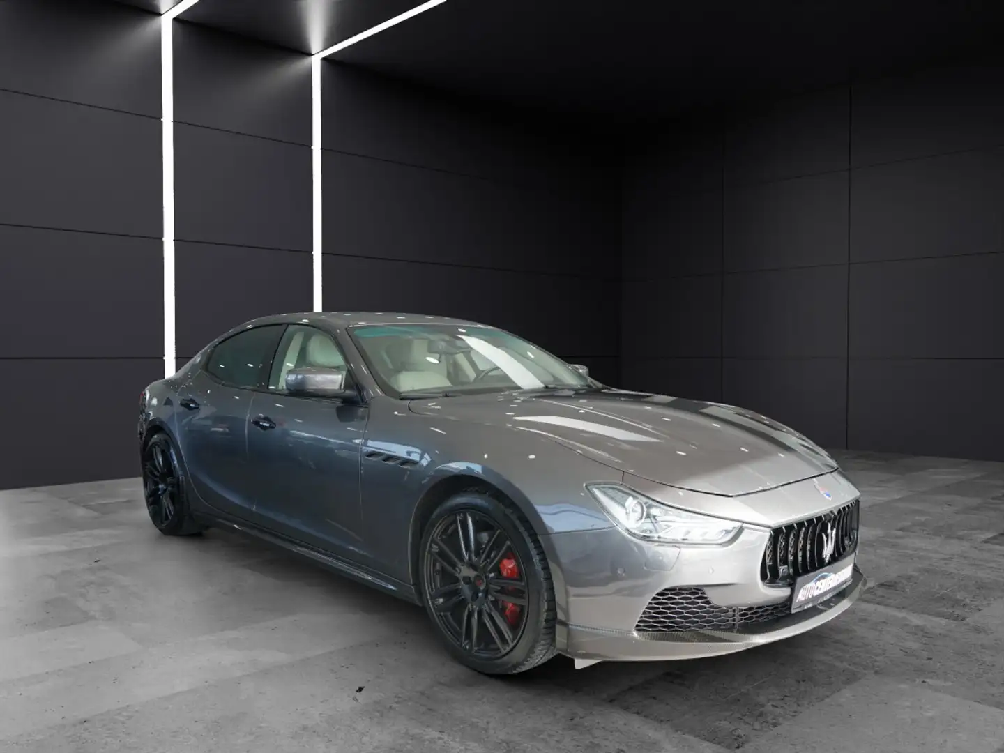 Vehicle image, number 3