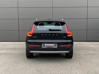 Vehicle image thumbnail, number 4