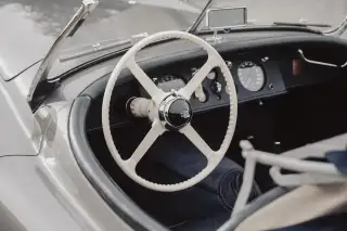 Vehicle image thumbnail, number 3