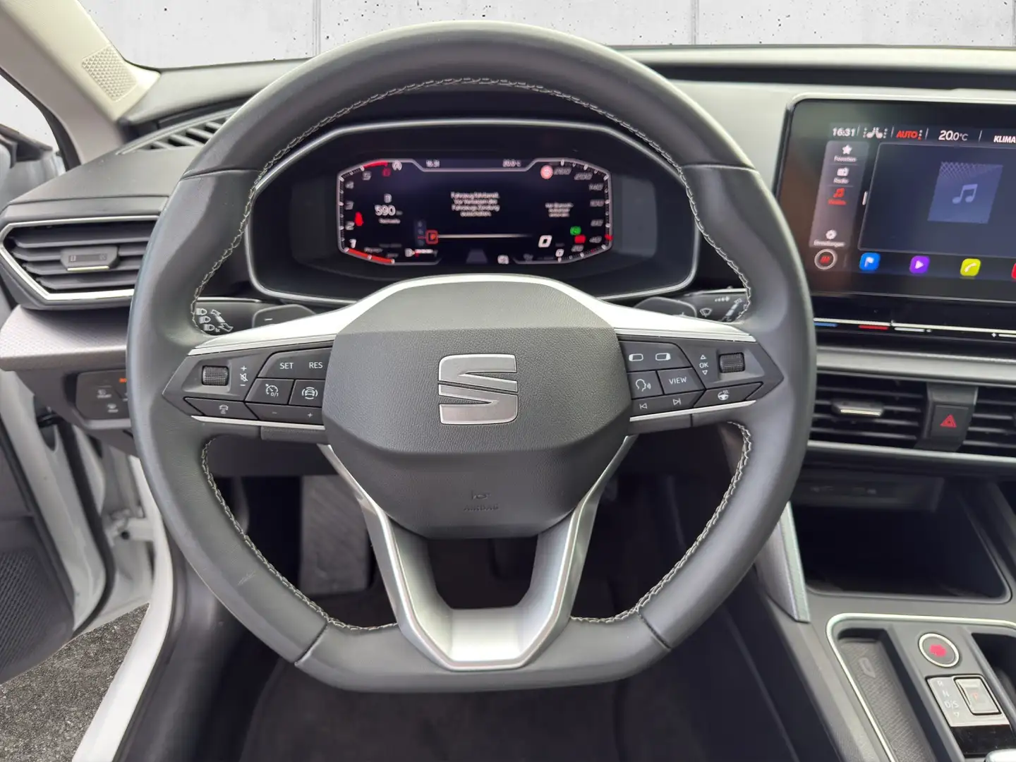Vehicle image, number 11
