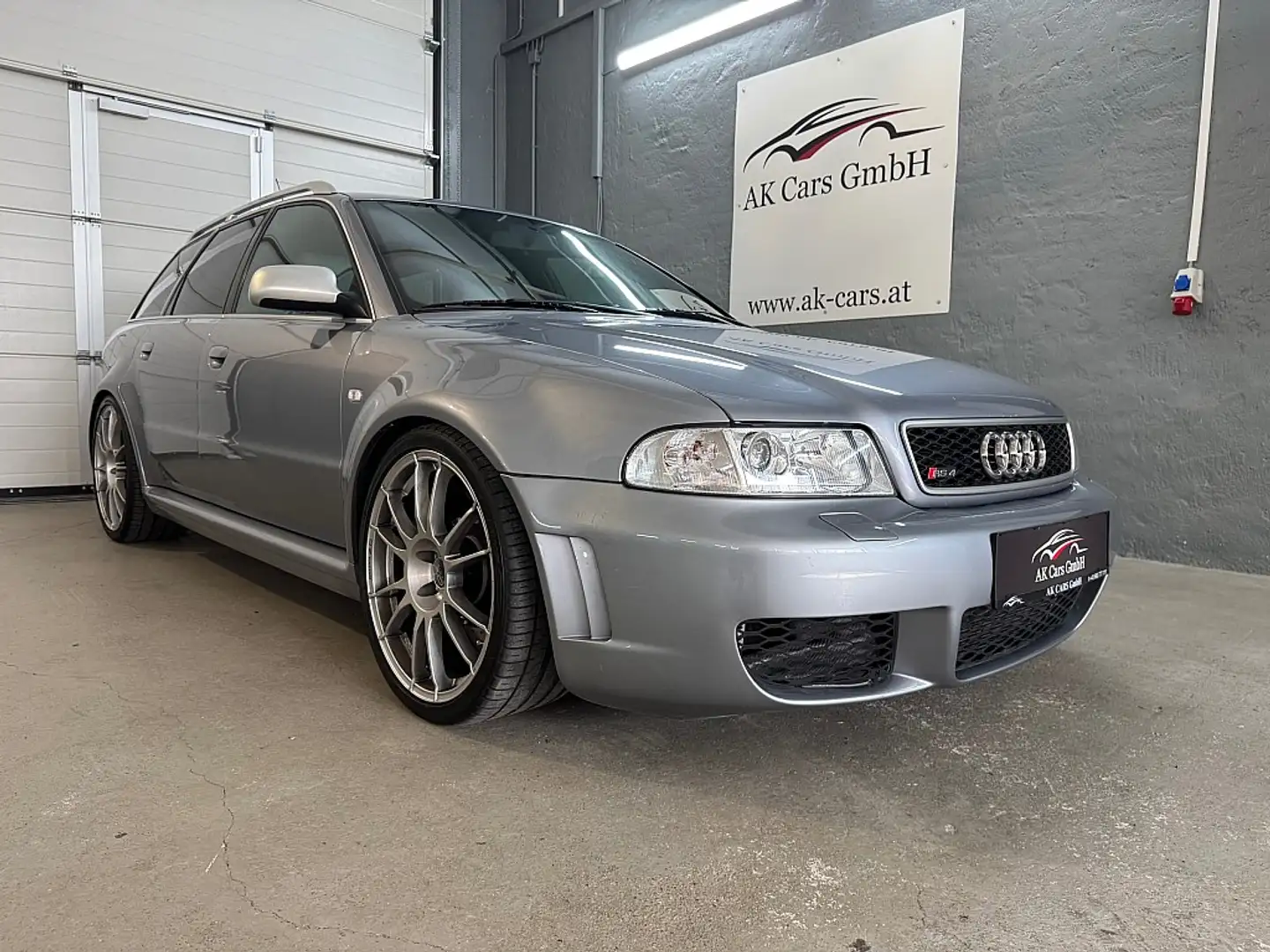 Vehicle image, number 1