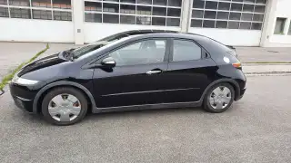 Vehicle image thumbnail, number 1