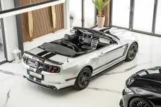 Vehicle image thumbnail, number 6