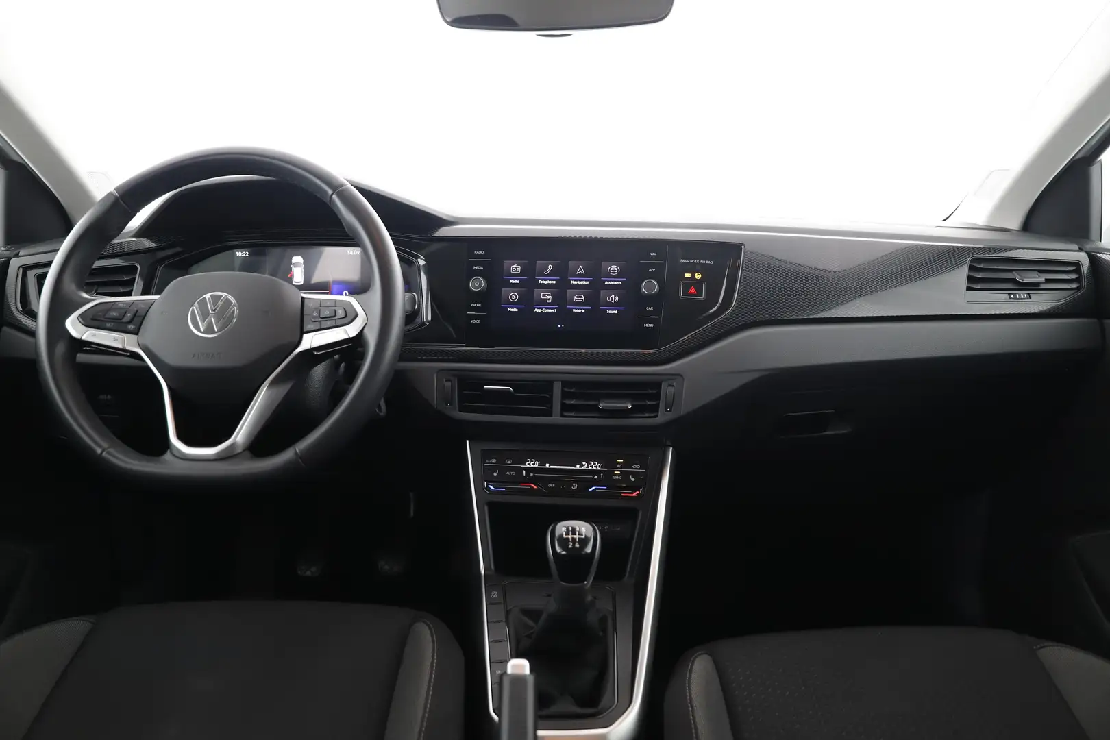 Vehicle image, number 9