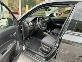 Vehicle image thumbnail, number 8