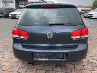 Vehicle image thumbnail, number 3
