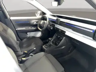 Vehicle image thumbnail, number 9