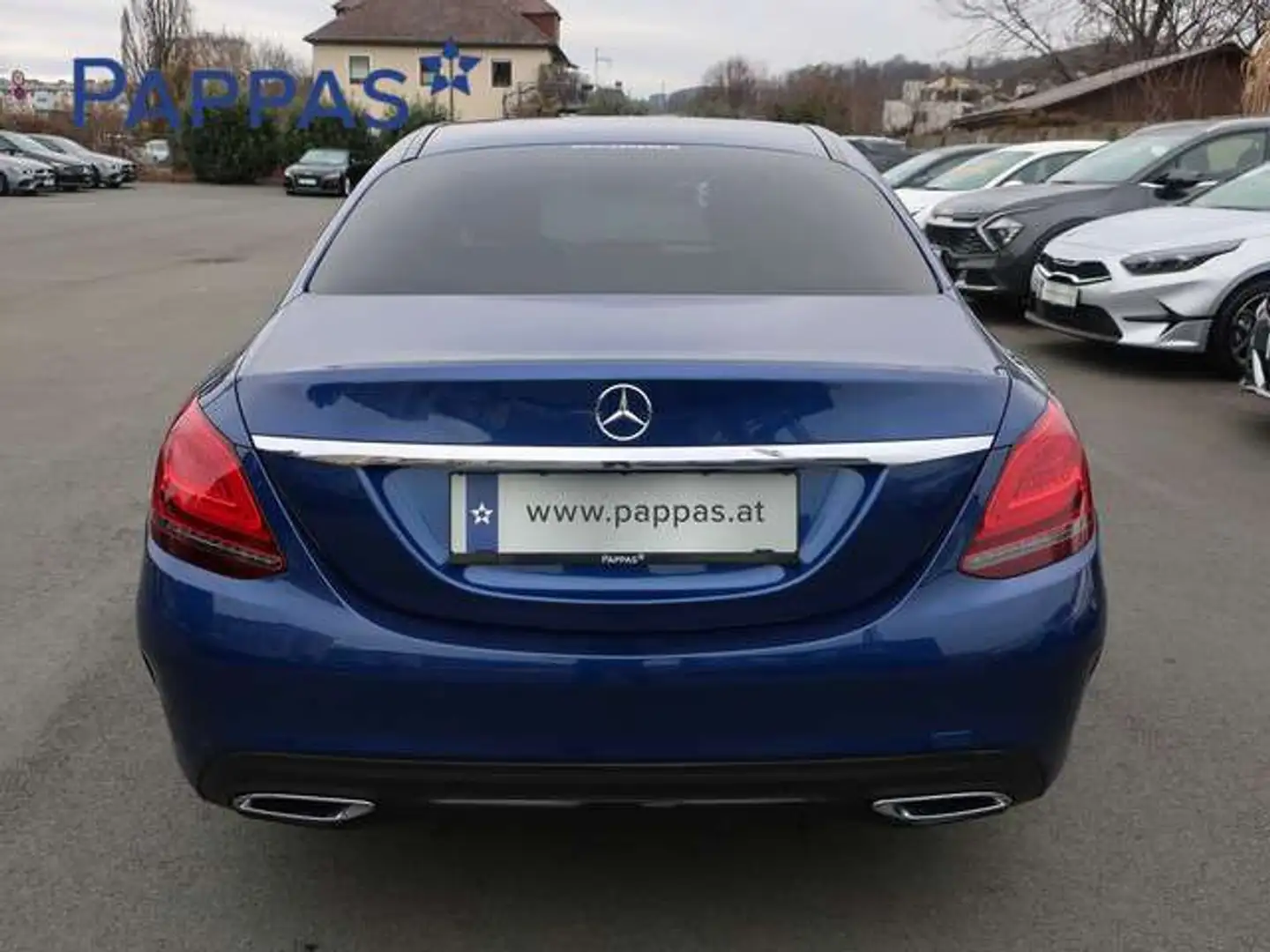 Vehicle image, number 4