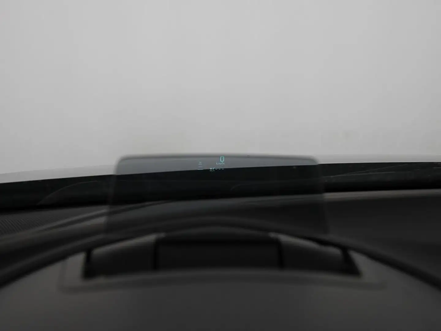 Vehicle image, number 19