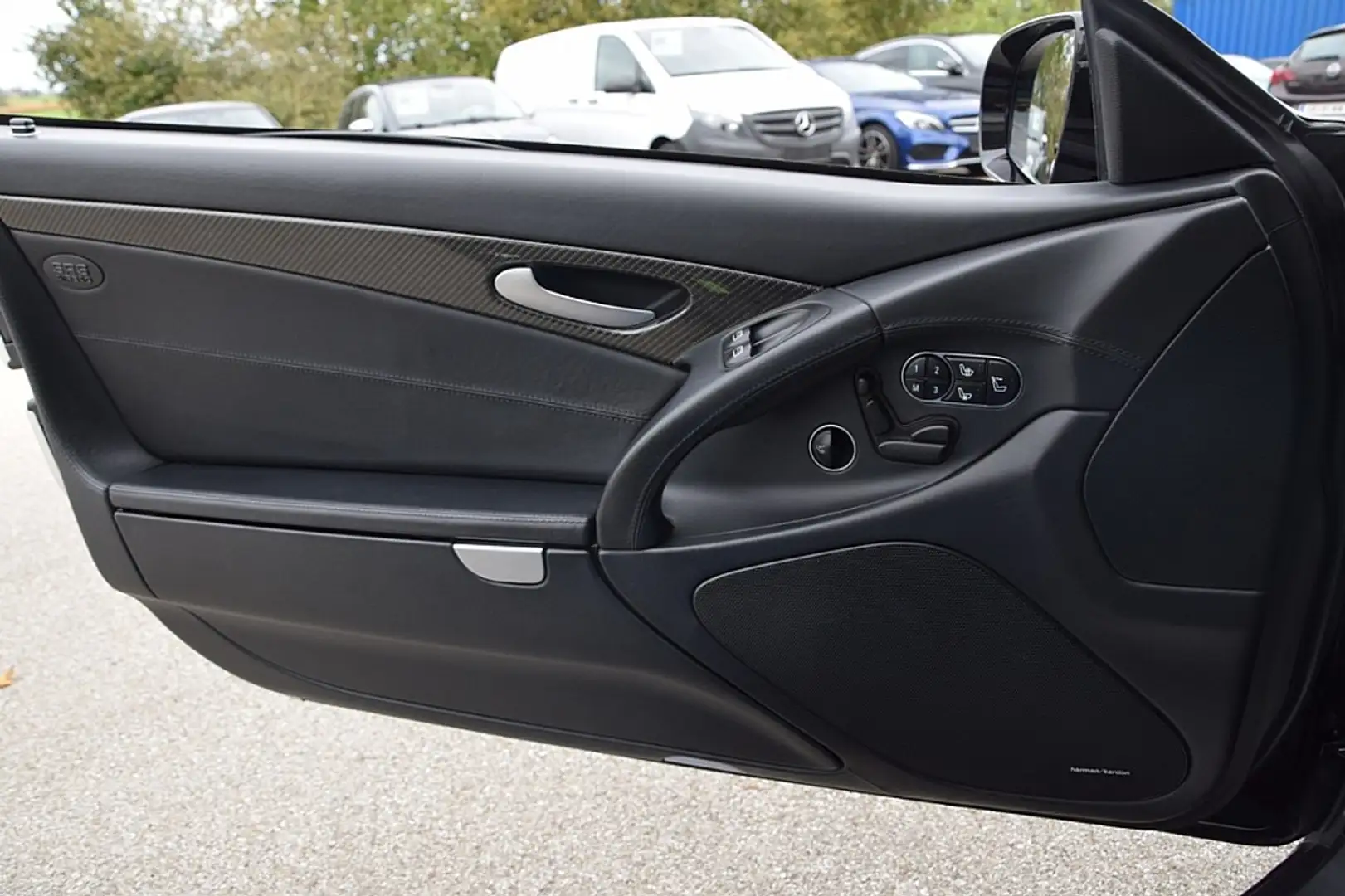 Vehicle image, number 9