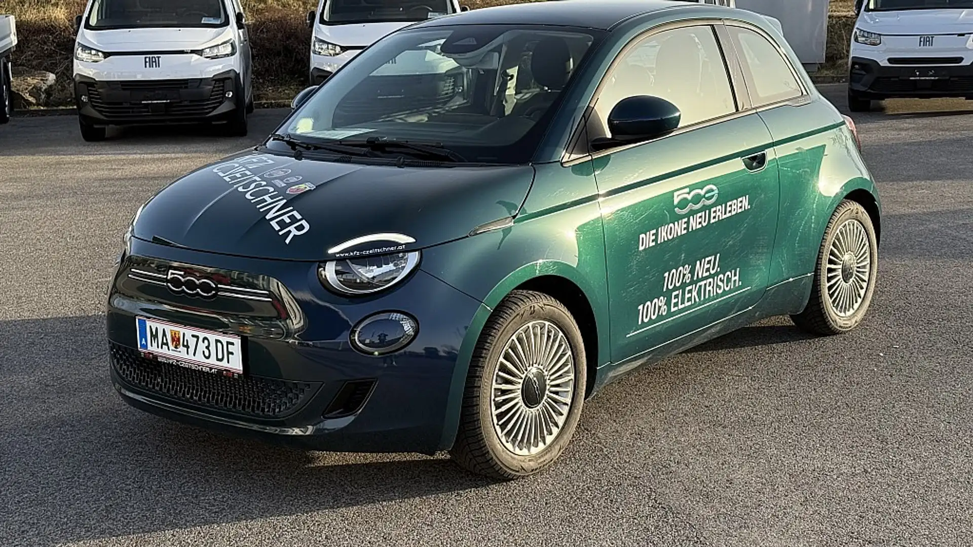 Vehicle image, number 1