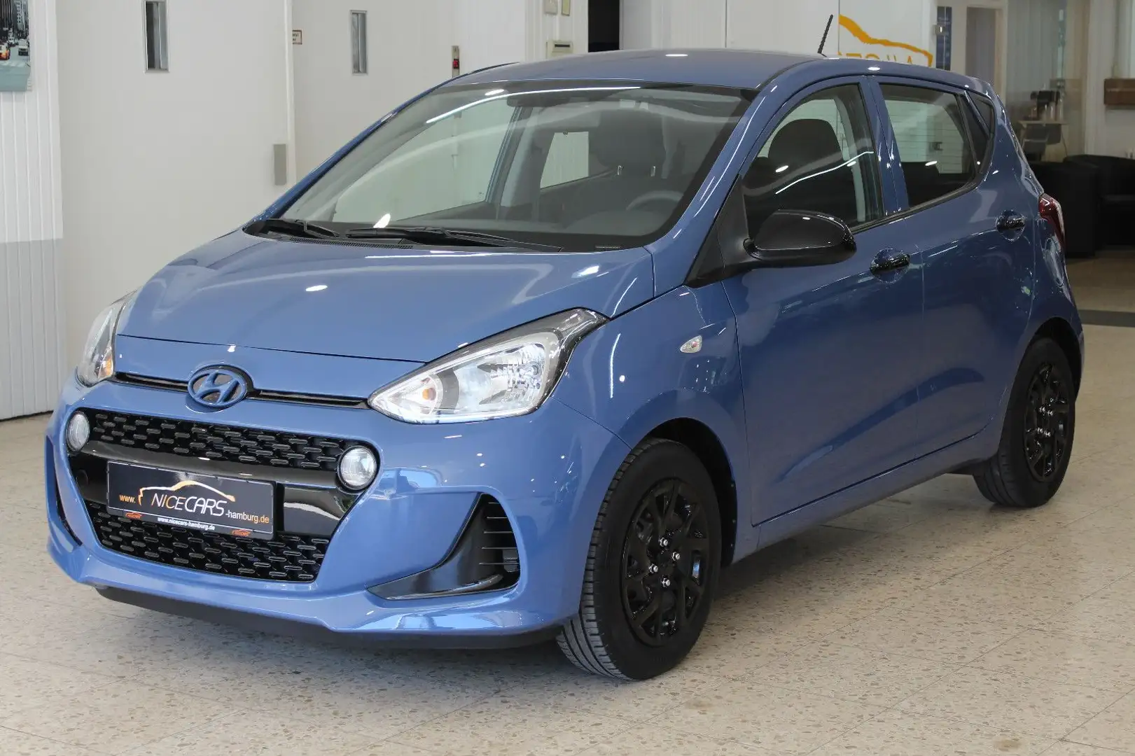 Vehicle image, number 2