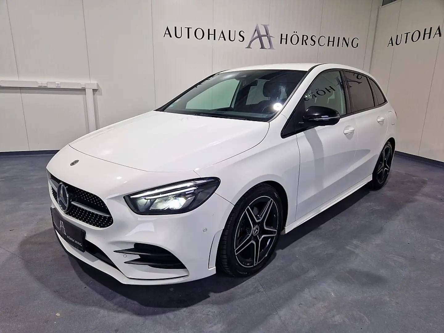 Vehicle image, number 3