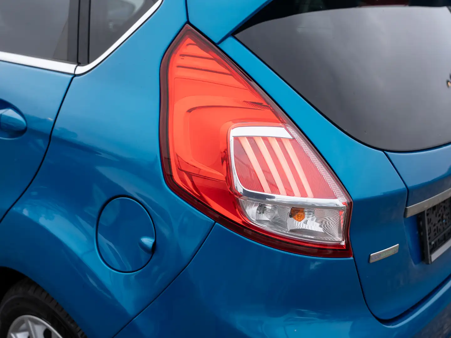 Vehicle image, number 19